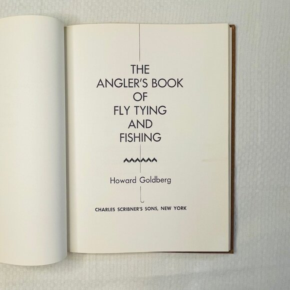 Fishing Books - Collection of 3 Handy Classic Fishing Books - Picture 3 of 5